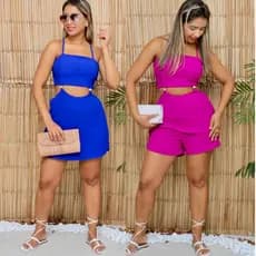 Vestido Macaquinho com bojo detalhe pedra bola.