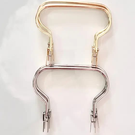 Alça Metal Par Geométrica Com Garras Para Bolsas de Telas e Crochê 12 Cm x 7Cm - Ref-DP1700-23