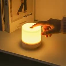 Luminaria De Cabeceira De Toque Led Abajur Pequena USB 3 Modos Dimmer