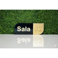 Placa de Sinalização Porta de Sala Números Feita em Acrílicos