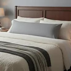 Travesseiro de Corpo body Confort 40x135cm Volumoso com Capa com Ziper na Parte Maior 400 fios Moderno