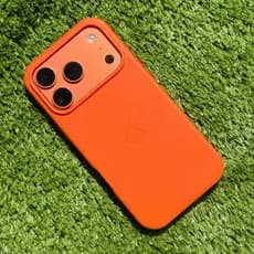 Capa de couro com MagSafe + Pelicula de câmera para iPhone 17 Pro e Pro Max