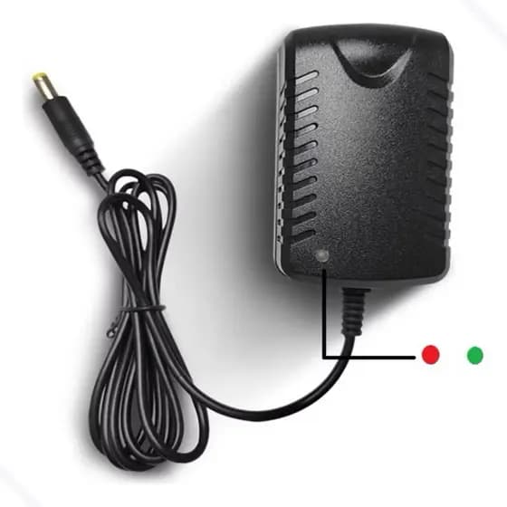Carregador de Baterias 12V 0.5A Inteligente com LED Indicador de Carga - Bivolt Automático