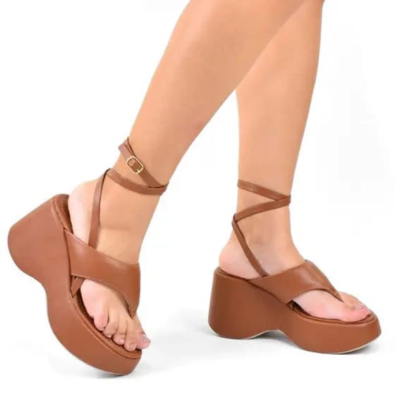 Sandália Feminina FlatForm Plataforma Tamanco De Dedo Confortável Fechamento Fivela