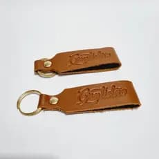 25 Chaveiros Couro Marrom. Gratidão. Lembrancinha.