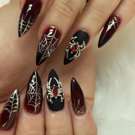 30 peças de unhas postiças góticas escuras para Halloween, gradiente preto e vermelho, unhas falsas com padrão de teia d