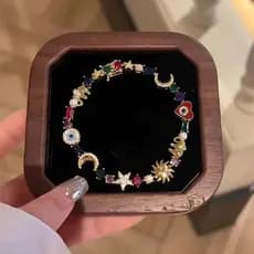 Pulseira Brilhante Estilo Dopamina Estrela e Lua Vintage com Cristais e Contas para Mulheres XBXR