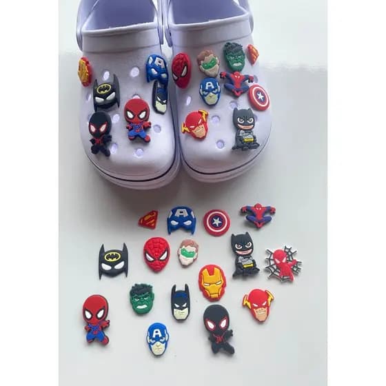 Kit Pin/Bottons Para Babuche Heróis Marvel e DC  2 unidades