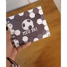 Mini livro meu PAI que ama futebol com varias fotos e frases dos melhores jogadores da história
