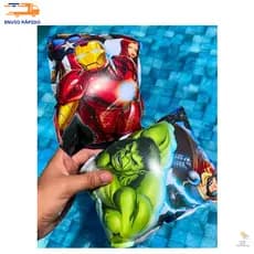 Boia de Braço Infantil Personagem Marvel Avengers 23x14 cm Inflável Flutuante Piscina Praia Mar Água Natação