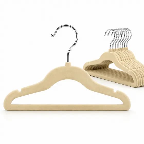 Kit 50 Cabides Bege Infantil Veludo Slim Antideslizante Fino