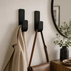 Kit 2 Ganchos Suporte Resistente Com Fita Dupla Face Para Toalhas Roupas Acessórios Variado Premium