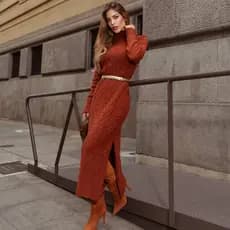 Vestido de frio feminino tricô midi gola alta com fenda elegante tricot mousse