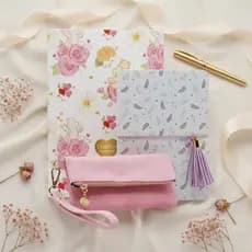 Kit Presente Dia das Mães  Caderno Ursinhos Carinhosos + Estojo + Caderneta Detalhes