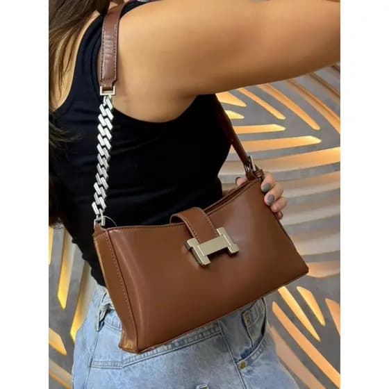 Bolsa Feminina Baguette Luxuosa Estilosa Couro Sintético Alça de Ombro Eventos Fecho Magnético