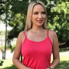 Blusinha Regata de Alcinha Fina Feminina Básica Lisa Blusa Confortável