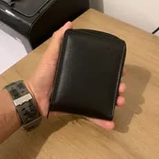 Carteira Masculina Fish Zíper Sintético Compacta Cartões CNH Cédulas Moedas.