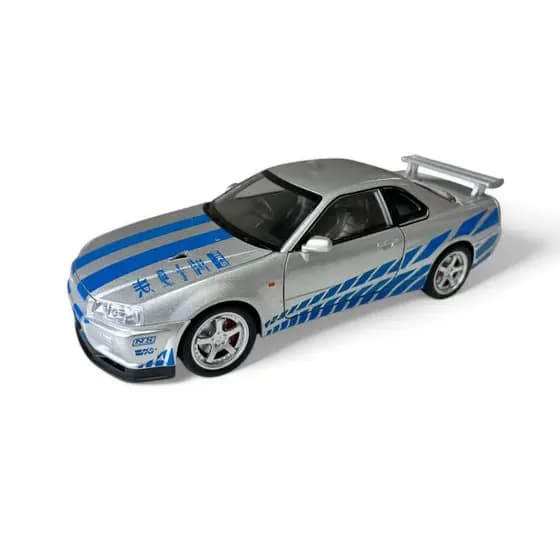 🔥 Miniatura Nissan Skyline GTR Velozes e Furiosos 1:24 - Luz, Som e Alto Nível de Detalhes! 🔥