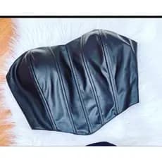 Corselet tomara que caiga bojo ziper elástico  nas costas