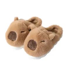 Chinelos de Pelúcia Capivara - Conforto e Fofura para Sua Casa!