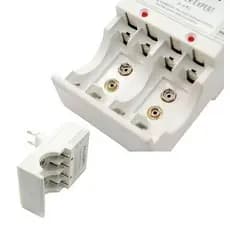 Carregador De Pilha  Modelos Aa Aaa Bateria 110v/220v
