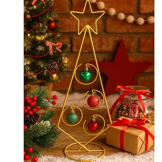 Árvore de Ferro com base Reforçada e Esferas Coloridas e Estrela na ponta para Decoração de Natal