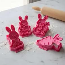 Cortador de Biscoito Páscoa com Puxador – Kit Cortadores Temáticos para Confeitaria e Biscoitos Decorados