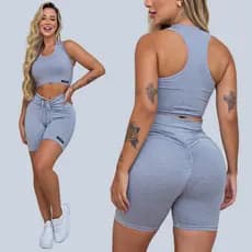 Conjunto Academia Top e Short Levanta Bumbum