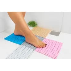 Kit com 4 Tapetes Emborrachados 30x30 Antiderrapantes Piso Modular para Banheiro Piscina e Academia