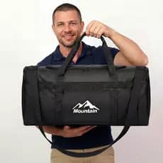 Bolsa de Academia 30 Litros Transversal Preto Viagem Resistente Unissex Média Economica Resistente