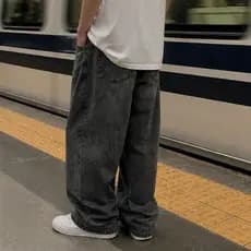 CALÇA JEANS BALÃO Feminina RETA BOCA LARGA ESTILO SKATE Preto Estonado 2026