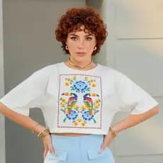 Cropped Feminino Oversized Estampa Tucano Estilo Moderno e Confortável 100% Algodão para o Dia a Dia