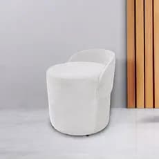 Puff Redondo Com Encosto Forma Orgânica para Sala Bouclé Yuri