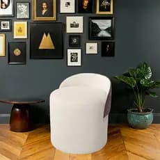 Puff Encosto Corino Bouclé Confortável Resistente Decorativo Yuri