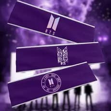 Faixa Testeira Roxa BTS - Tecido leve, Respirável e Confortável - BTS - Faixa Fã - KPOP Army - Estampa DTF - Uso Univers
