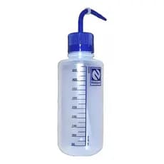 PISSETA DE PLÁSTICO GRAD. 500ML - TAMPA AZUL