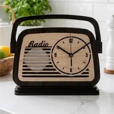 Relógio de Mesa Retrô Estilo Rádio Vintage MDF Decoração Sala Escritório Quarto 30cm