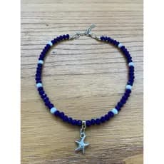 Colar Choker em cristais azul escuro e branco leitoso. Pingente estrela do Mar