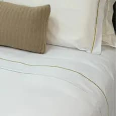 Lençol de Cima Premium - Branco com Detalhe Festonê Ouro - 100% Algodão Egípicio - 300 Fios
