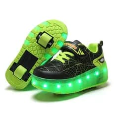 Novo Estilo De Sapatos De Rolo Iluminados Por LED Recarregáveis USB Com Rodas Duplas Para Meninos E Meninas , Presente D
