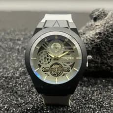 Novo estilo de moda na moda relógio masculino luz azul oco pulseira de Silicone esportes relógio de quartzo masculino