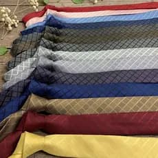 Gravatas masculinas de luxo, corte slim, em mistura de poliéster e seda, adornadas com xadrez, bolinhas e estampas jacqu