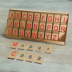 Brinquedo Educativo Para Crianças Alfabeto Móvel Degrau 130 Peçass Montessoriano Letras