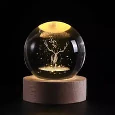 Luminária Decorativa de Mesa Globo LED Bola de Cristal 3D USB Vidro Base Madeira Abajur Presente 6CM