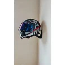Suporte de Capacete para Moto – Organização e Estilo na Parede! Impressão 3D Resistente