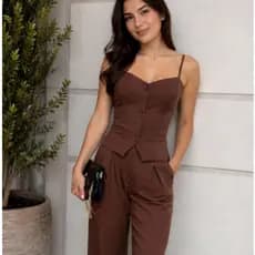 Conjunto Elegância Moderna com Calça Pantalona e Corset Estruturado Liquidação2026**