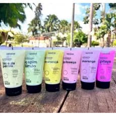 Esfoliante Corporal e facial labotrat 150gr-Pitaya Morango Pêssego