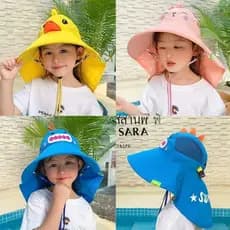 Chapéu infantil com proteção UV, aba grande e formato fofo de pato ou dinossauro. Ideal para verão e viagens.