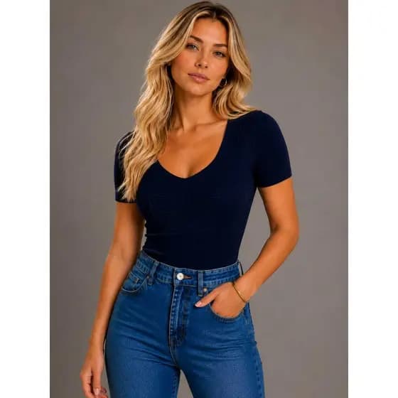 Blusa Justa Canelada Feminina - Gola Decote Quadrado Recortes Manga Curta, Look Moderno