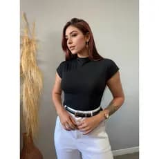 Blusa Feminina Gola Alta Algodão Justa | Básica, Estilosa e Confortável - Blusinha Casual